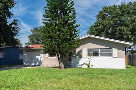1418 Thames Ln Clearwater, FL 33755