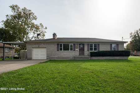 2536 Hampstead Dr Louisville, KY 40216