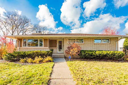 2105 Midlothian Road Roseville, MN 55113