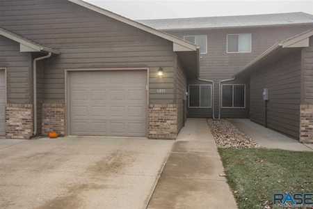 6810 S Tomar Rd Sioux Falls, SD 57108