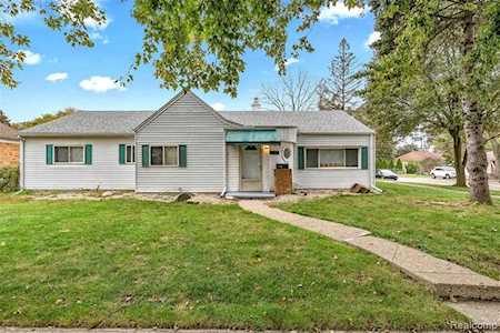 8311 Riverview St Dearborn Heights, MI 48127