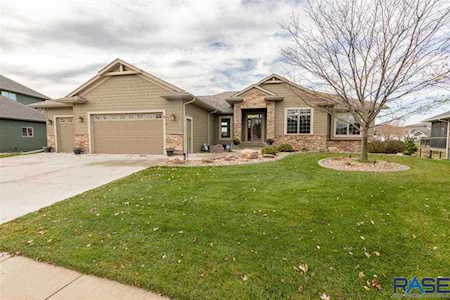 2060 S Abbeystone Ct Sioux Falls, SD 57110