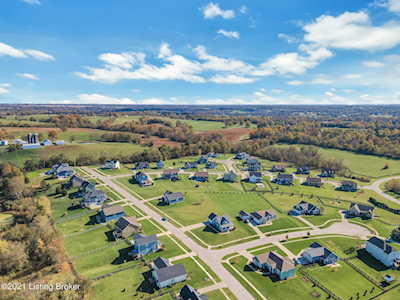 4701 Deer Creek Cir Smithfield, KY 40068