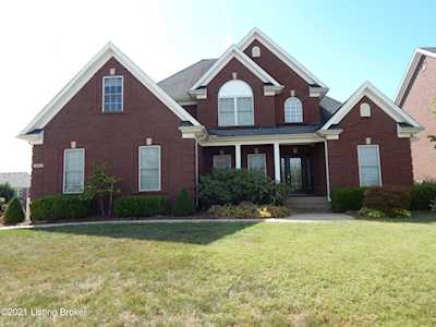 13206 Tucker Lake Dr Louisville, KY 40299