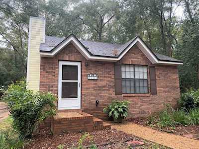 1105 Rockbrook Ct Tallahassee, FL 32311