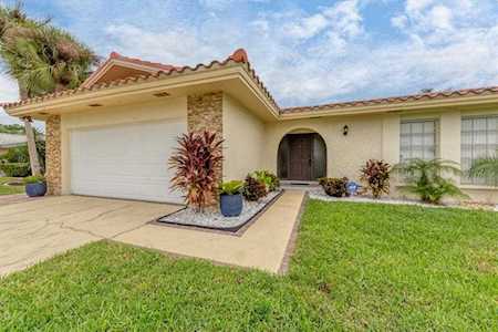 2152 Waterside Dr Clearwater, FL 33764