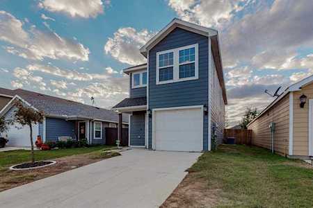 10512 Wild Oak Drive Fort Worth, TX 76140