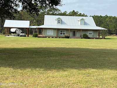 20192 Golden Grass Farms Ln Glen St. Mary, FL 32040