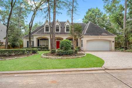 15 Lake Leaf Place The Woodlands, TX 77381