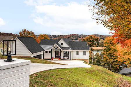 454 Norris Crest Dr Lafollette, TN 37766