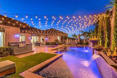 2812 Saint Dizier Dr Henderson, NV 89044