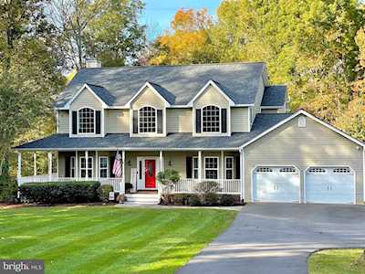2530 Wineberry Ct Huntingtown, MD 20639