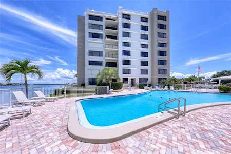 750 Island WAY #602 Clearwater, FL 33767