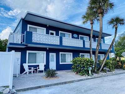 101 25th St N #1 Bradenton Beach, FL 34217