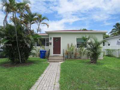 2519 Rodman St Hollywood, FL 33020