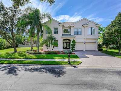 2683 Lakebreeze Ln S Clearwater, FL 33759