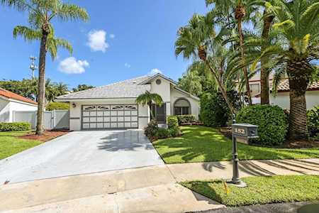 152 Orange Drive Boynton Beach, FL 33436