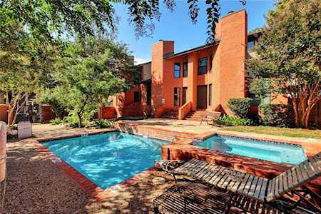 510 W 18th ST #106 Austin, TX 78701