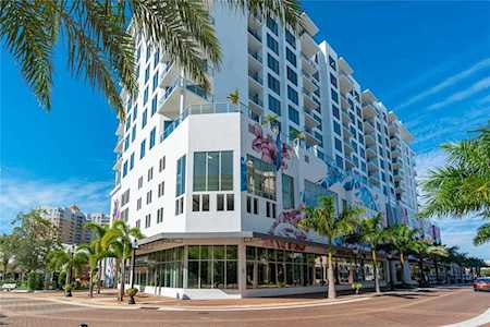 111 S Pineapple Ave #713 Sarasota, FL 34236