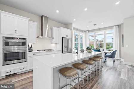 16235 Connors Way Rockville, MD 20855