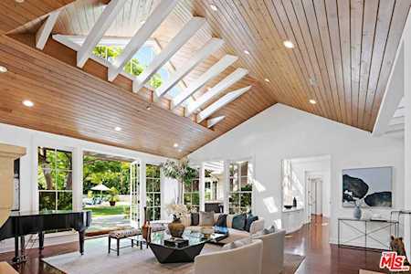 1601 San Remo Dr Pacific Palisades, CA 90272
