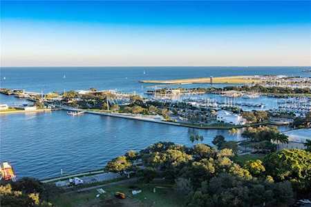 400 Beach Dr NE #2102 St. Petersburg, FL 33701