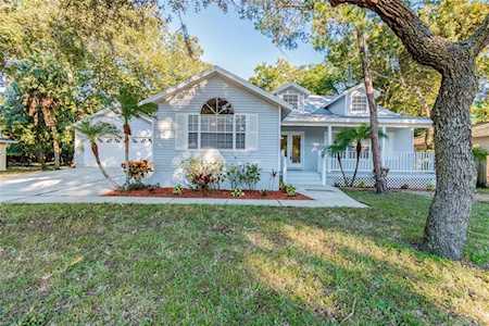 1770 Meyers Cove Dr Tarpon Springs, FL 34689