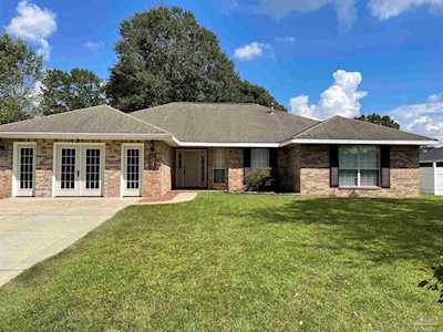 1282 Tate Rd Cantonment, FL 32533