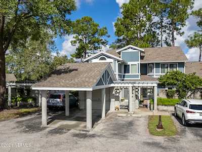8118 Baymeadows Cir Jacksonville, FL 32256