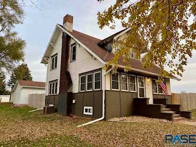 190 Cherry Ave Parker, SD 57053