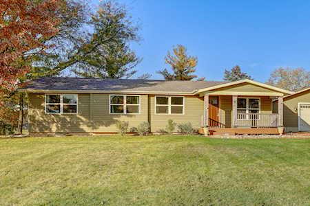 97 Tomahawk Trl Oswego, IL 60543