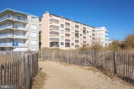 3903 Atlantic Ave #302 Ocean City, MD 21842