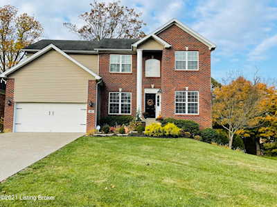 4022 Bolling Brook Dr Louisville, KY 40299