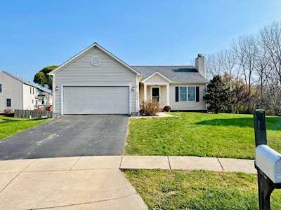 2772 Cross Creek Avenue Lancaster, OH 43130