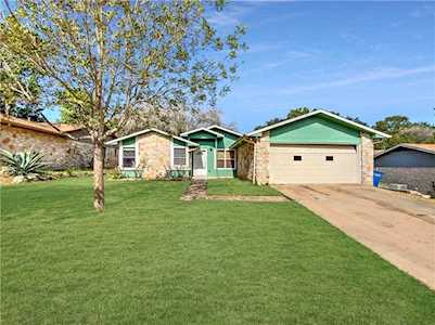 8222 Kearsarge DR Austin, TX 78745