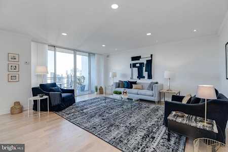 2301 Cherry St #14C Philadelphia, PA 19103