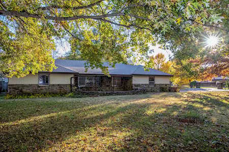 3228 W Grayrock Dr Springfield, MO 65810