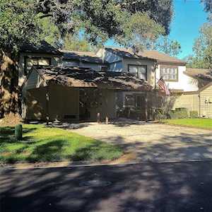 525 Woods Landing Trl Oldsmar, FL 34677