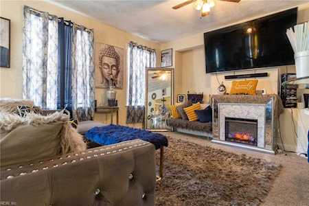 220 North St Suffolk, VA 23434