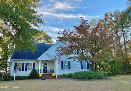 4610 Hunter Creek Drive La Grange, NC 28551