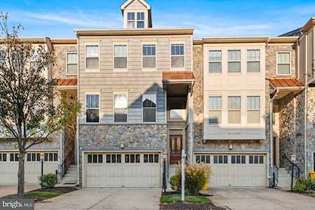 819 Freeland Ct Gambrills, MD 21054