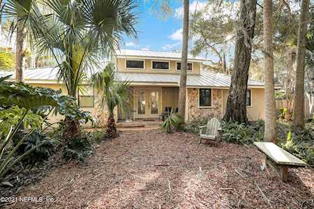 1823 Selva Grande Dr Atlantic Beach, FL 32233