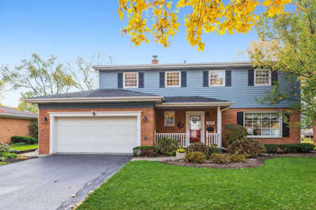 709 W Rockwell St Arlington Heights, IL 60005