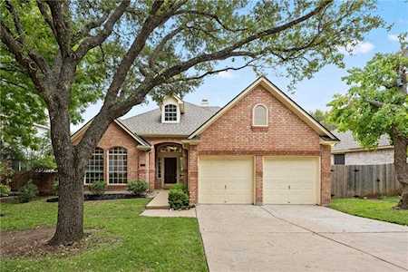 12801 Cinchring LN Austin, TX 78727