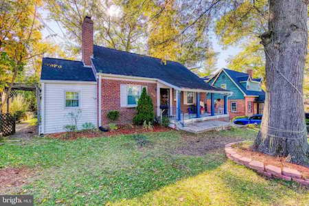 4015 Madison St Hyattsville, MD 20781