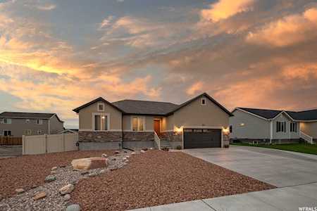 277 E Carly Dr S Grantsville, UT 84029