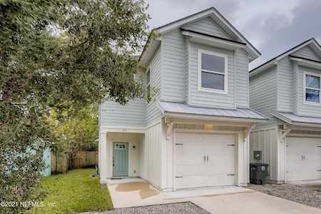 120 Jackson Rd Atlantic Beach, FL 32233