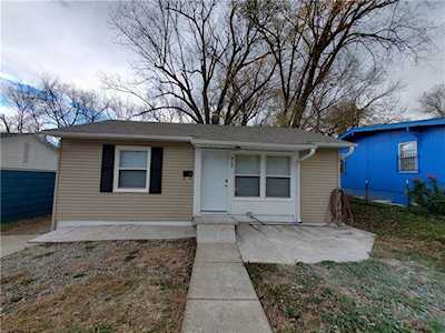 4147 Jackson Ave Kansas City, MO 64130