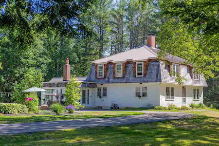 1110 Washington Hill Rd Tamworth, NH 03886