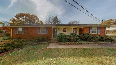 112 Wessington Pl Hendersonville, TN 37075